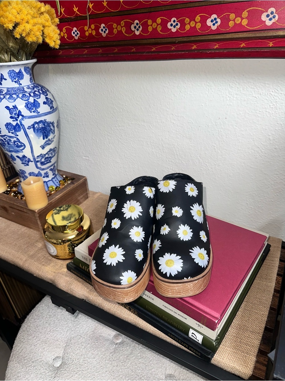 Free People Daisy
Conversational Clog Boho
Cottagecore size 36 1/2 NWOT - Picture 4 of 9